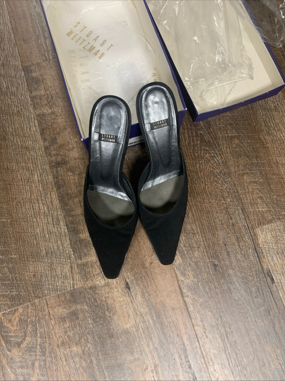 Stuart Weitzman Shooter Black Pointed Toe Slip-On Mules size 8.5